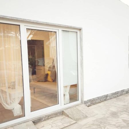 Small House With Private Park And Yard Terrugem Екстериор снимка